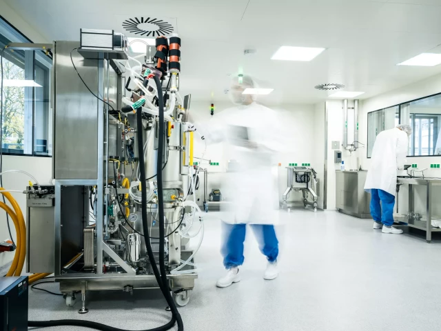 GMP Manufacturing at PlasmidFactory